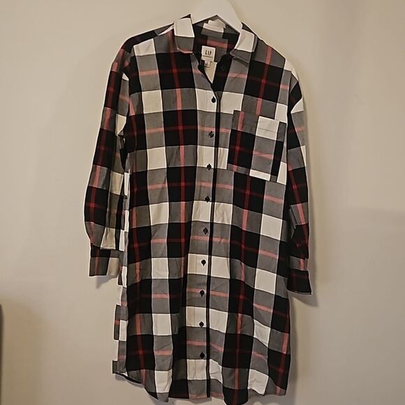 Gap Flannel Shirtdress - Oversized Fit- Black & White with Red Plaid- Size S - Picture 1 of 6